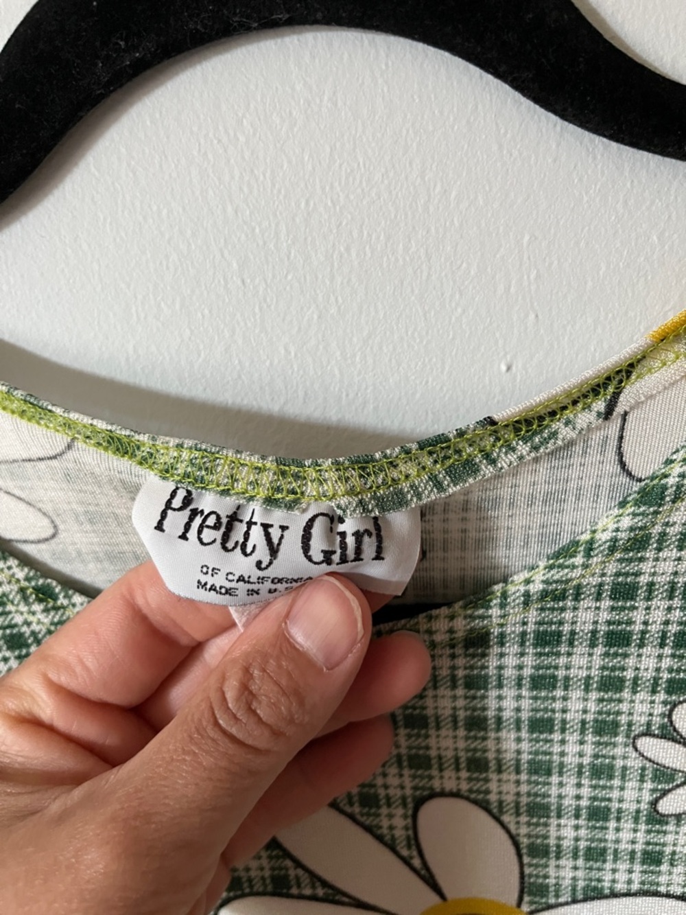 Super Cute Hippie Happy Daisies Print Tee. Women’s Small. Stretchy and Fun Top - Picture 2 of 6